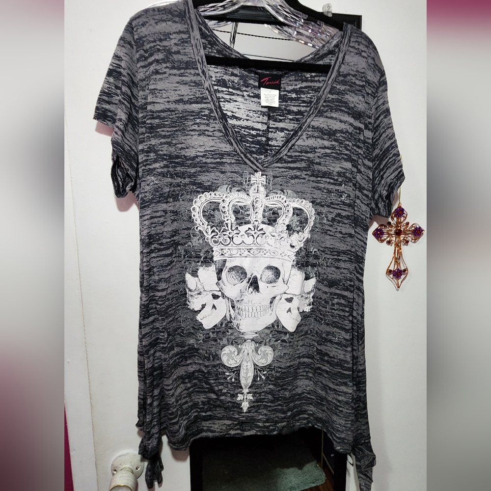 Vintage Torrid Skull King Tunic